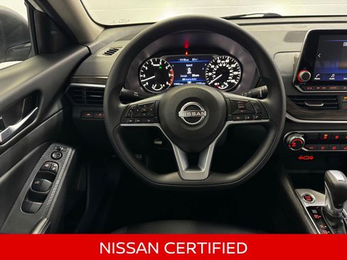 Certified 2025 Nissan Altima 2.5 SV FWD image 15