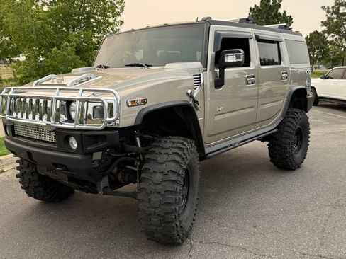 Used 2005 HUMMER H2 w/ Chrome Appearance Package AWD/4WD image 2