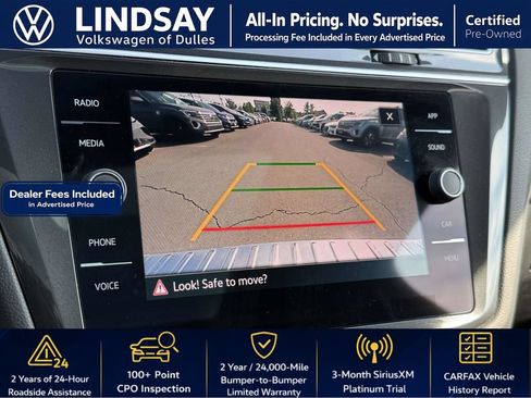 Used 2024 Volkswagen Tiguan SE w/ Panoramic Sunroof Package AWD/4WD image 18