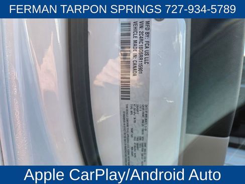 Used 2024 Chrysler Pacifica Touring-L image 24