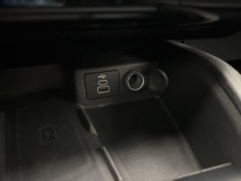 Used 2024 Ford Escape Platinum image 38