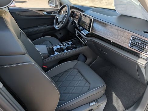 New 2026 Volkswagen Atlas SEL Premium R-Line image 22