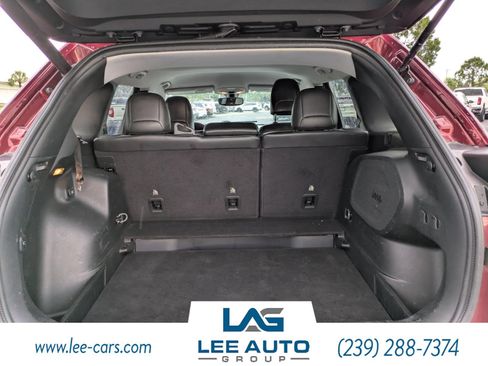 Used 2019 Jeep Cherokee Limited FWD image 10