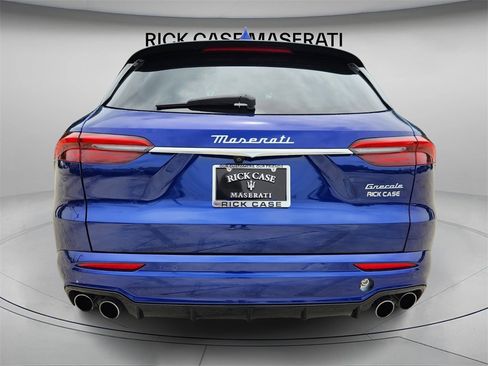 New 2024 Maserati Grecale GT image 4