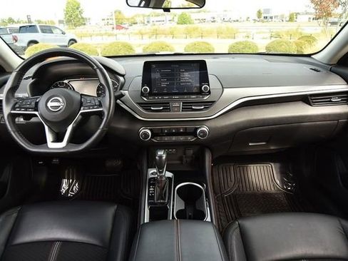 Used 2024 Nissan Altima 2.5 SR image 7