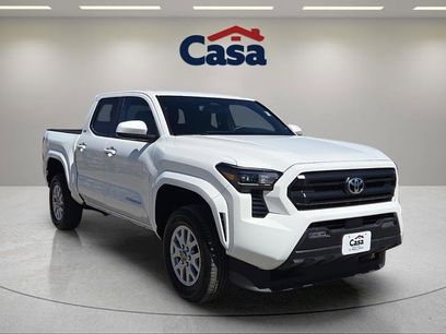 Used 2025 Toyota Tacoma SR5