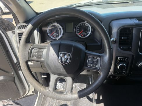 Used 2019 RAM 1500 ST w/ Popular Equipment Group AWD/4WD image 16