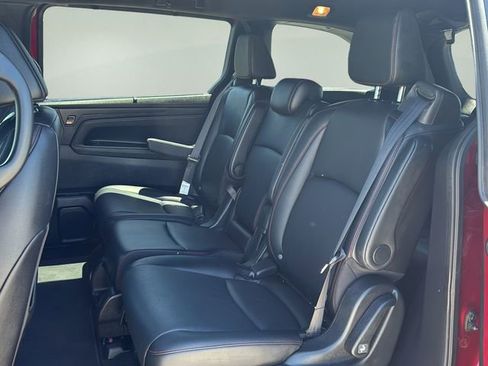 Used 2025 Honda Odyssey Sport-L image 12