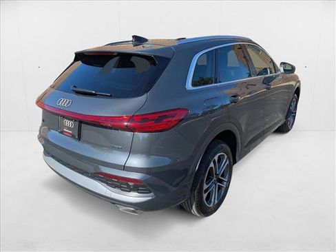 New 2025 Audi Q5 Premium image 5