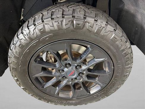 Used 2022 Toyota Tundra SR5 w/ SR5 Premium Package AWD/4WD image 12
