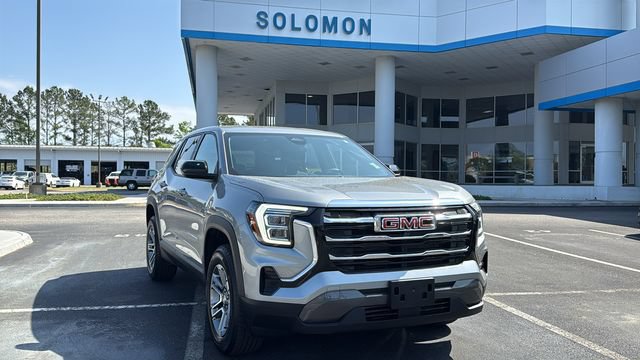 Used 2025 GMC Terrain Elevation AWD/4WD image 1