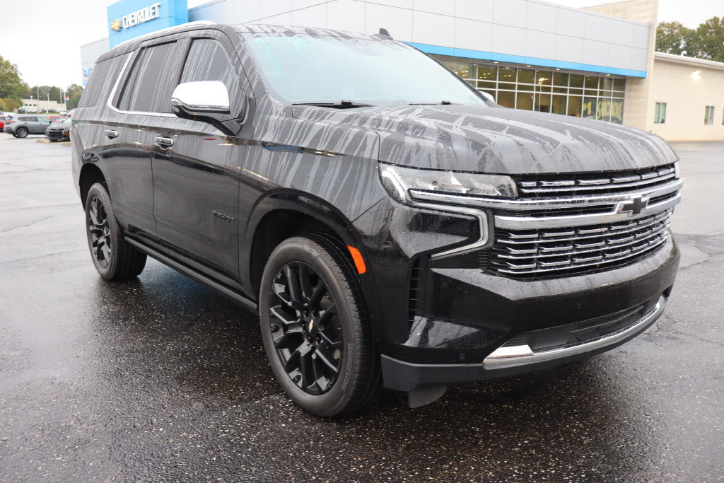 Used 2023 Chevrolet Tahoe Premier AWD/4WD image 2