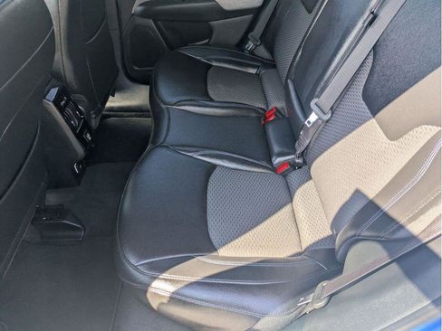 Used 2024 Jeep Compass Latitude image 29