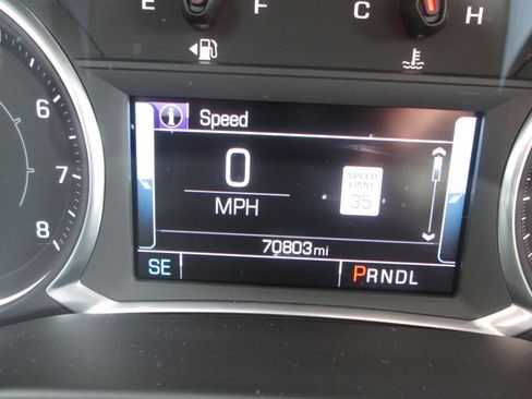 Used 2018 GMC Acadia SLT image 15