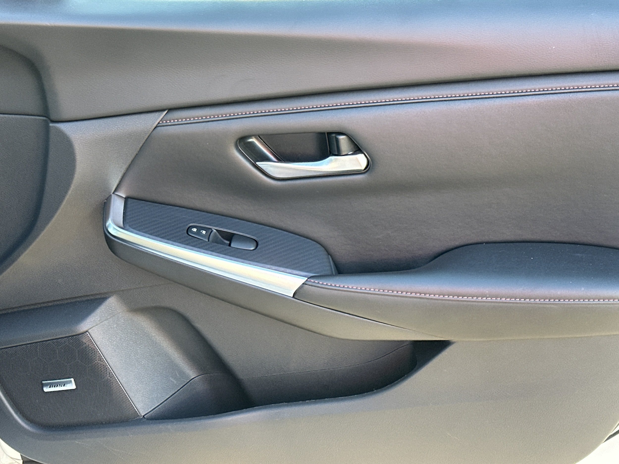 Used 2025 Nissan Sentra SR w/ SR Premium Package FWD image 14