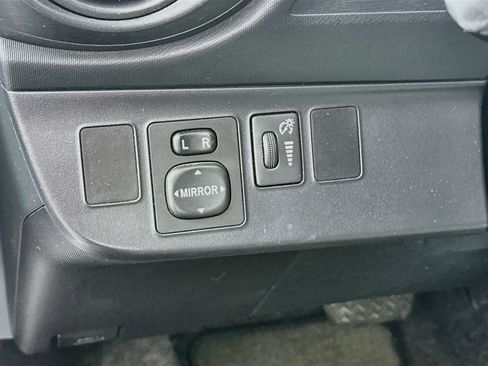 Used 2014 Toyota Prius C One FWD image 16