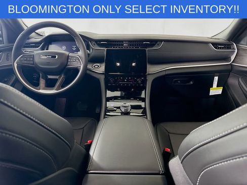 New 2025 Jeep Grand Cherokee L Limited w/ Luxury Tech Group II image 23