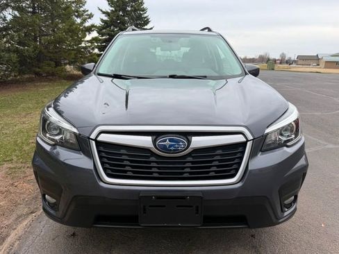Used 2020 Subaru Forester Premium image 5