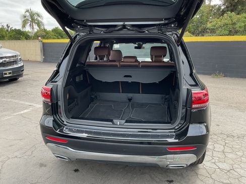Used 2022 Mercedes-Benz GLB 250 4MATIC image 26