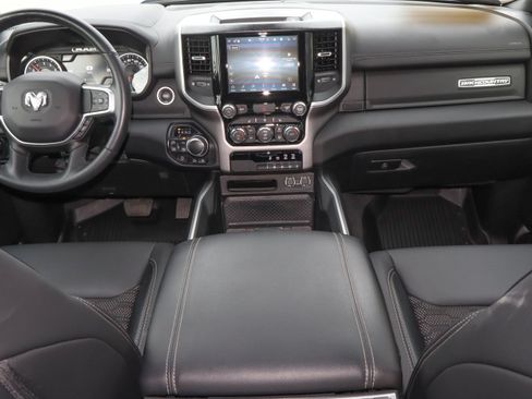 Used 2022 RAM 1500 Big Horn AWD/4WD image 9