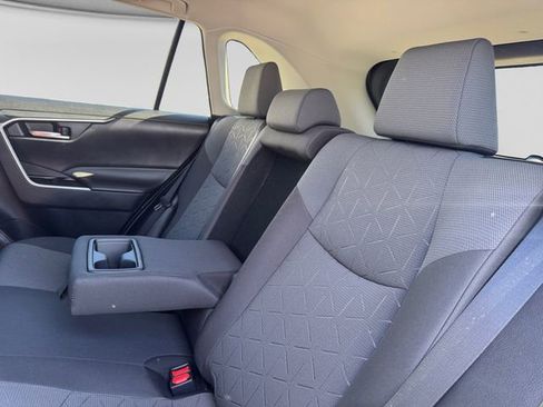 Used 2020 Toyota RAV4 XLE w/ Convenience Package AWD/4WD image 22