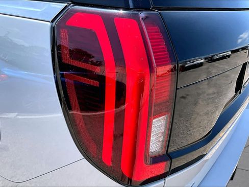 Certified 2025 Ford Expedition Active RWD image 28