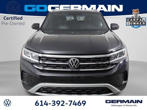 Certified 2023 Volkswagen Atlas Cross Sport SE w/ Panoramic Sunroof Package AWD/4WD image 3
