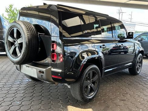 Used 2022 Land Rover Defender 110 X-Dynamic HSE AWD/4WD image 25