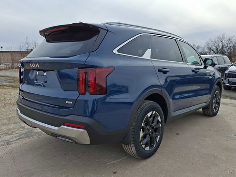 New 2026 Kia Sorento S w/ S Panoramic Sunroof Package image 3
