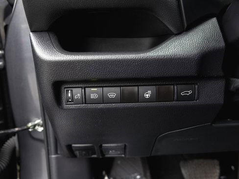 Certified 2023 Toyota RAV4 XLE w/ Convenience Package FWD image 15