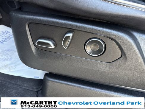 Used 2021 Cadillac Escalade ESV Premium Luxury w/ LPO, Illumination Package image 20