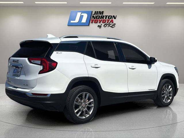Used 2022 GMC Terrain SLT AWD/4WD image 5
