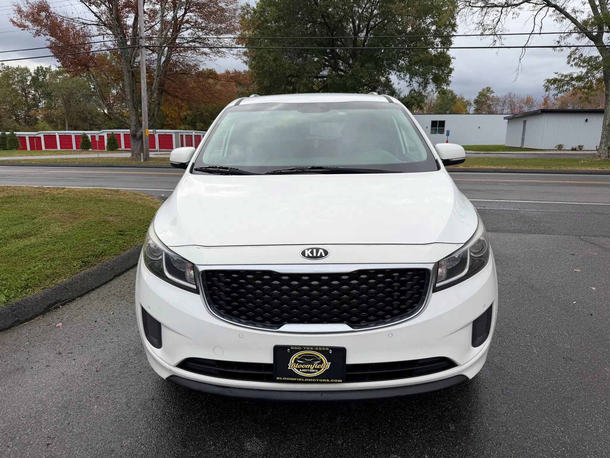 Used 2016 Kia Sedona LX w/ LX Essentials Premium Package FWD image 2