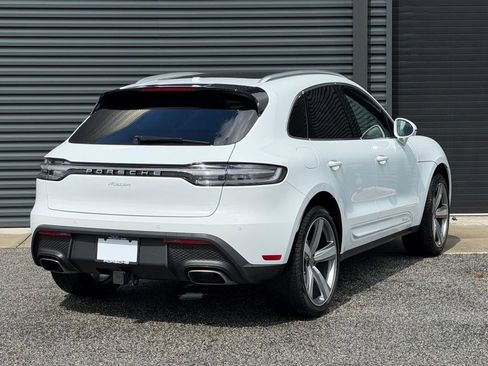 Certified 2026 Porsche Macan AWD/4WD image 24