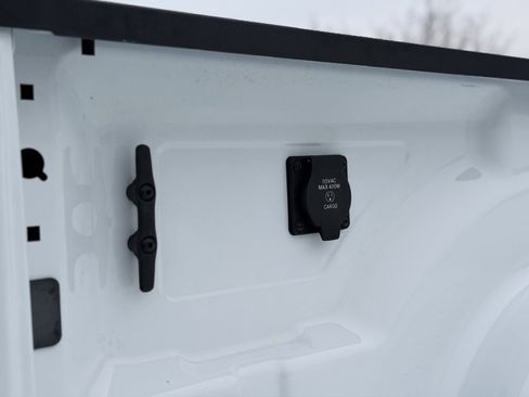 Used 2020 RAM 2500 Tradesman w/ Chrome Appearance Group image 19