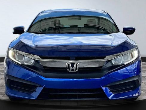 Used 2017 Honda Civic EX image 2