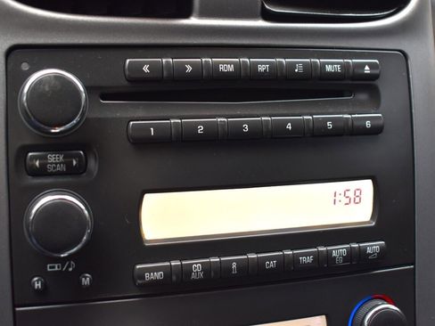 Used 2006 Chevrolet Corvette Coupe RWD image 18