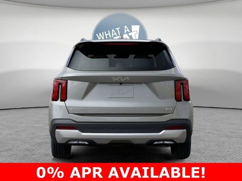 New 2026 Kia Sorento S image 13