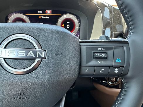 New 2026 Nissan Pathfinder Platinum AWD/4WD image 24