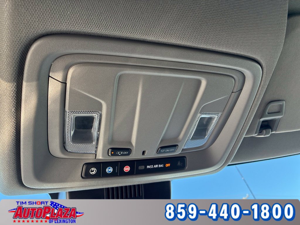Used 2023 Chevrolet Silverado 1500 LT AWD/4WD image 28