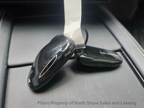 Used 2015 Tesla Model S 70 image 69