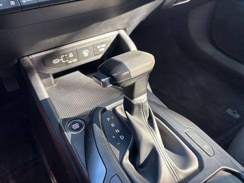 Used 2025 Kia K4 LXS image 42