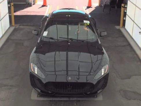 Used 2014 Maserati GranTurismo Sport image 2