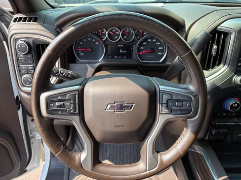 Used 2021 Chevrolet Silverado 1500 LT Trail Boss AWD/4WD image 19