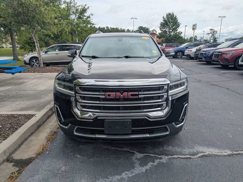 Used 2020 GMC Acadia SLT FWD image 2
