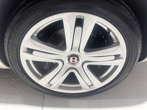 Used 2013 Bentley Continental GT image 45