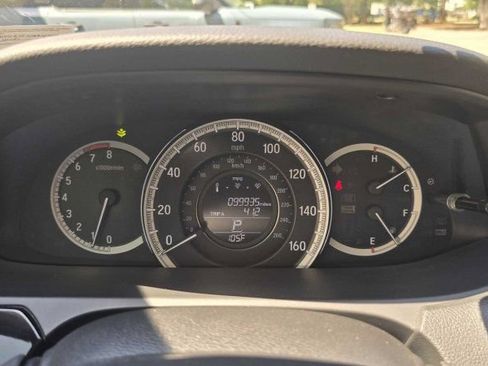 Used 2017 Honda Accord LX image 19