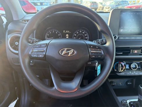 Certified 2022 Hyundai Kona SE image 18