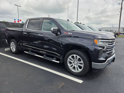 Used 2023 Chevrolet Silverado 1500 LTZ AWD/4WD image 8
