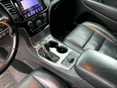 Used 2020 Jeep Grand Cherokee High Altitude AWD/4WD image 17